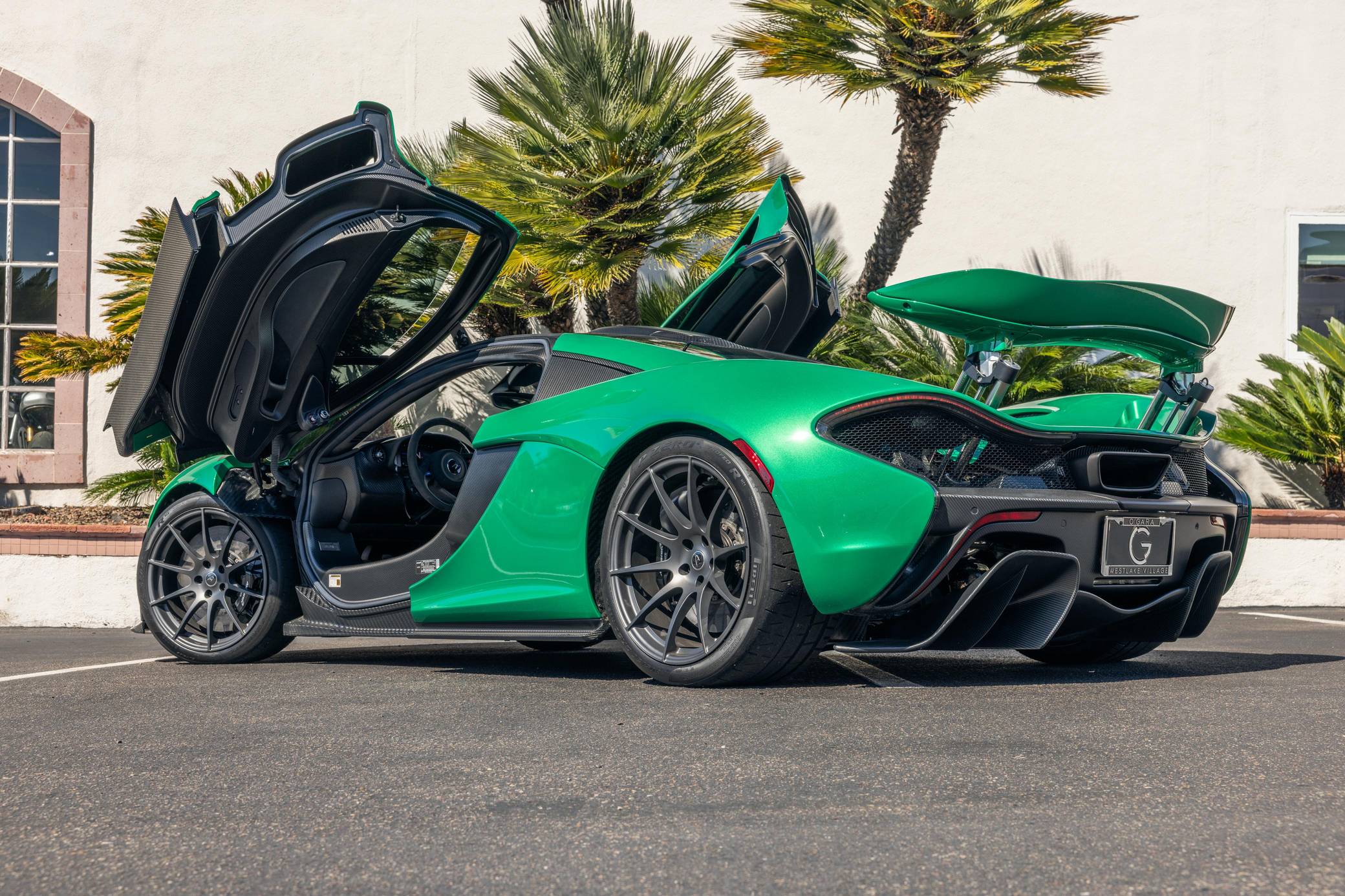 2014 McLaren P1 photo 141