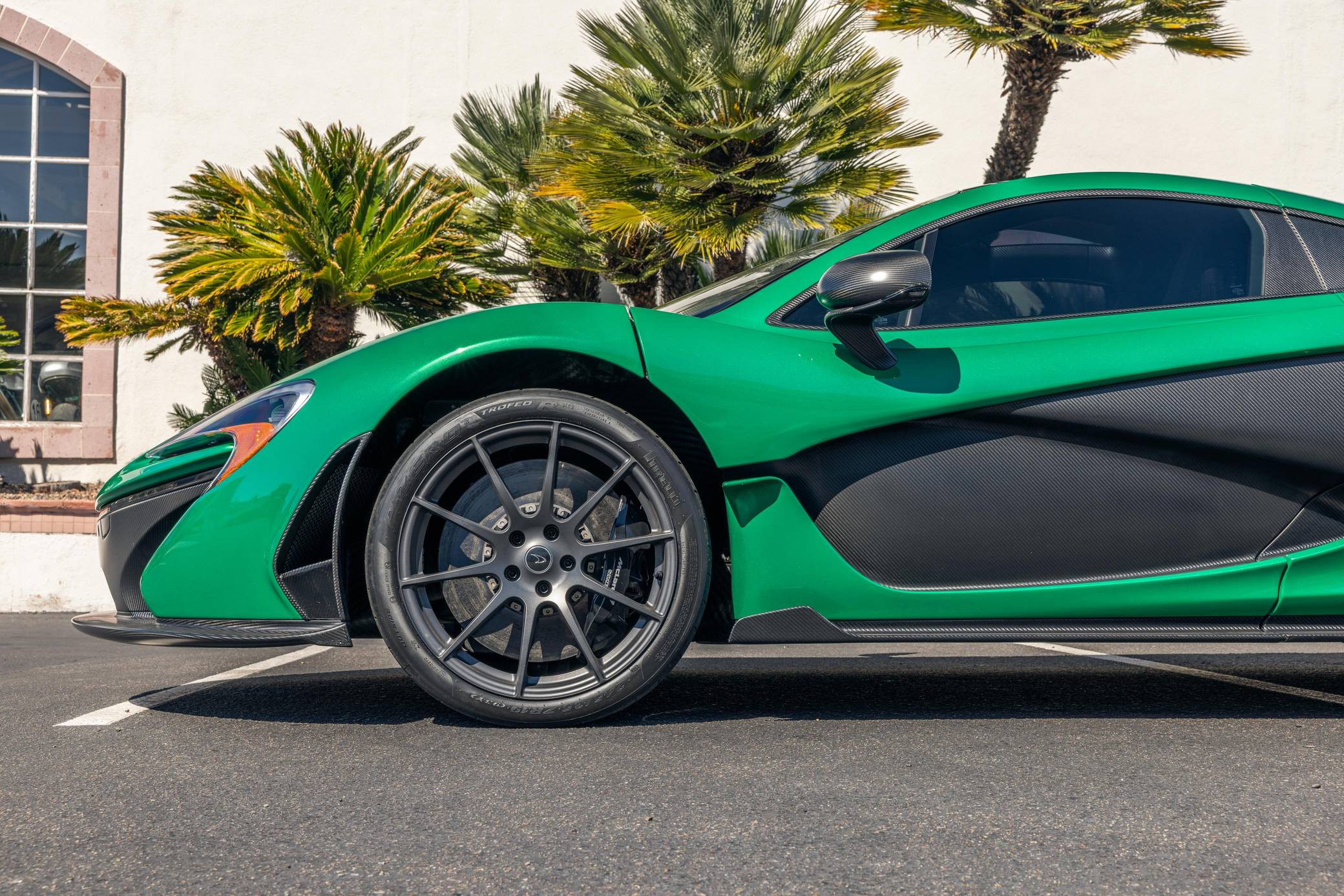 2014 McLaren P1 photo 179