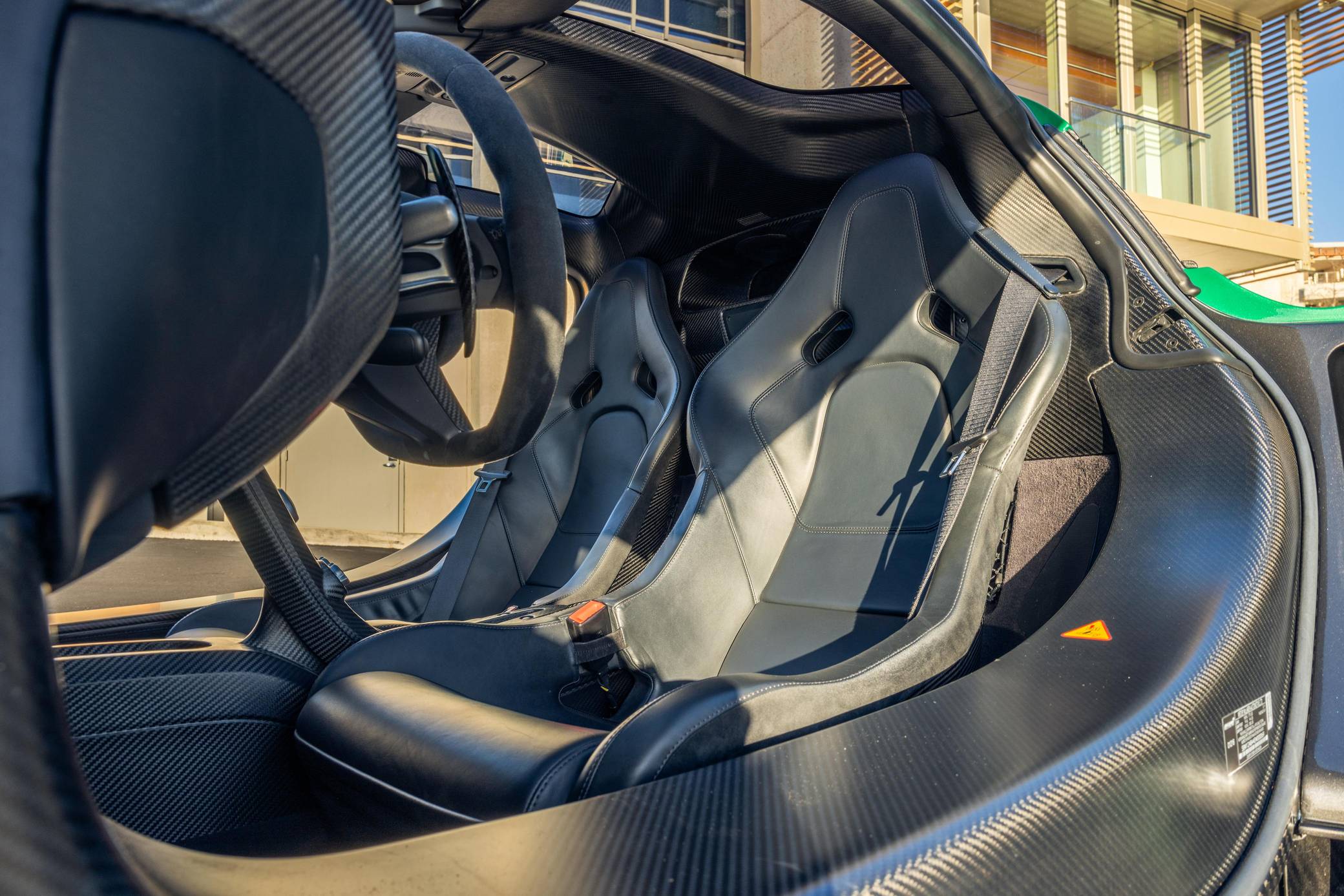 2014 McLaren P1 photo 273