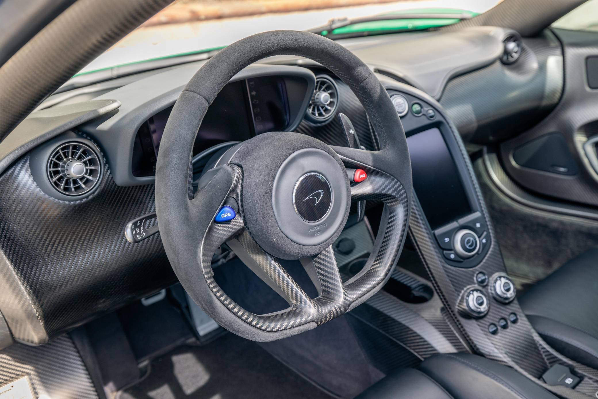 2014 McLaren P1 photo 297