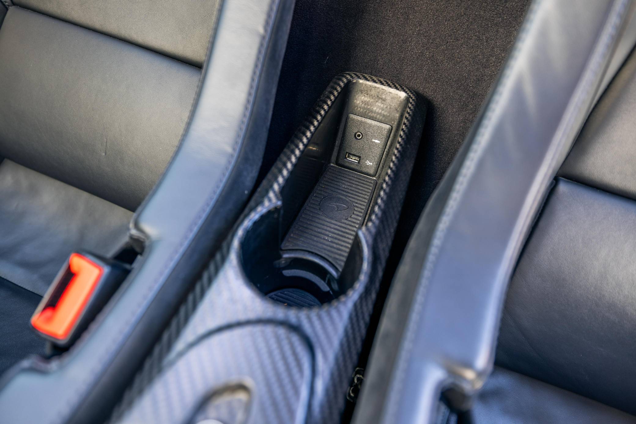 2014 McLaren P1 photo 337