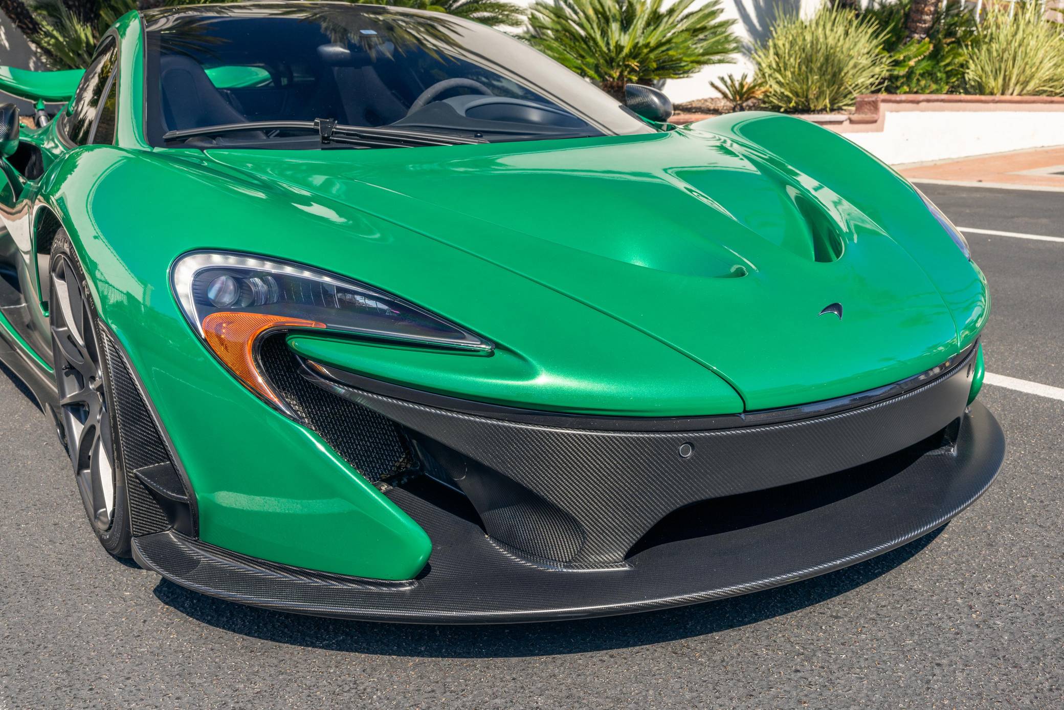 2014 McLaren P1 photo 260