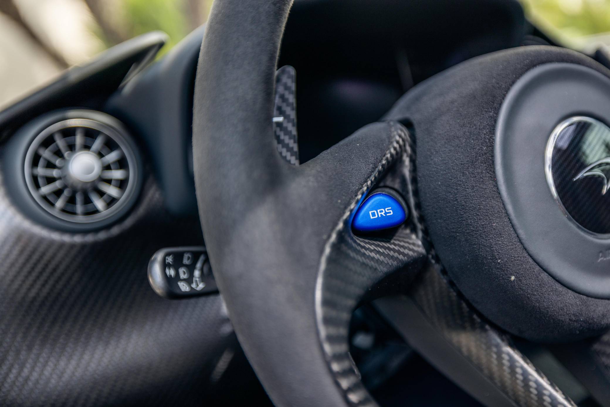 2014 McLaren P1 photo 298