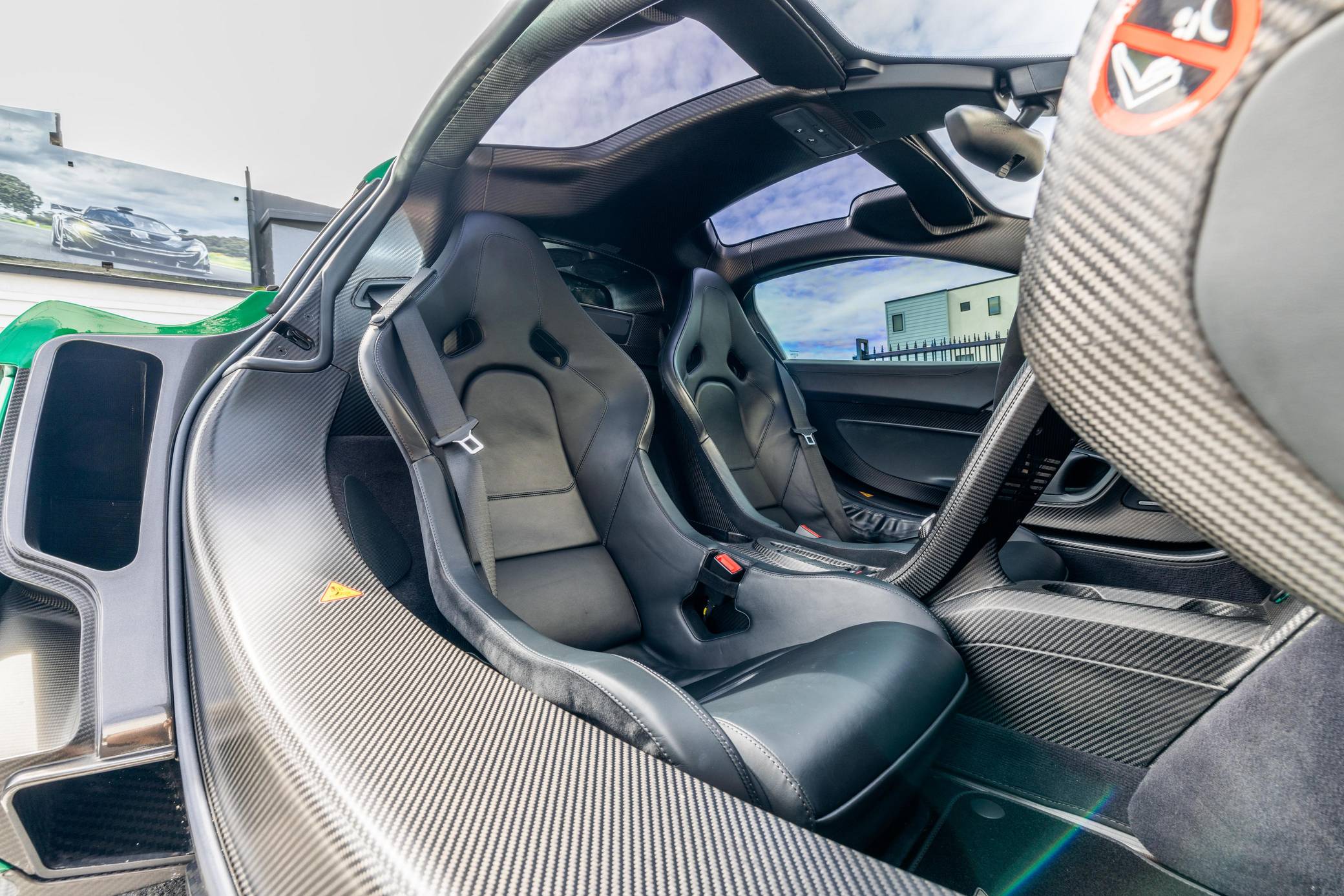 2014 McLaren P1 photo 279