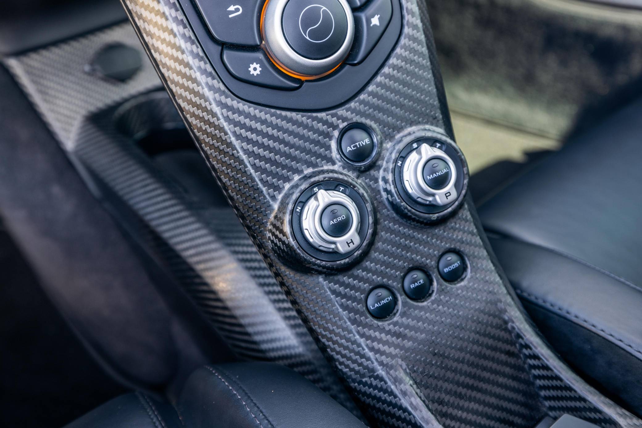 2014 McLaren P1 photo 322