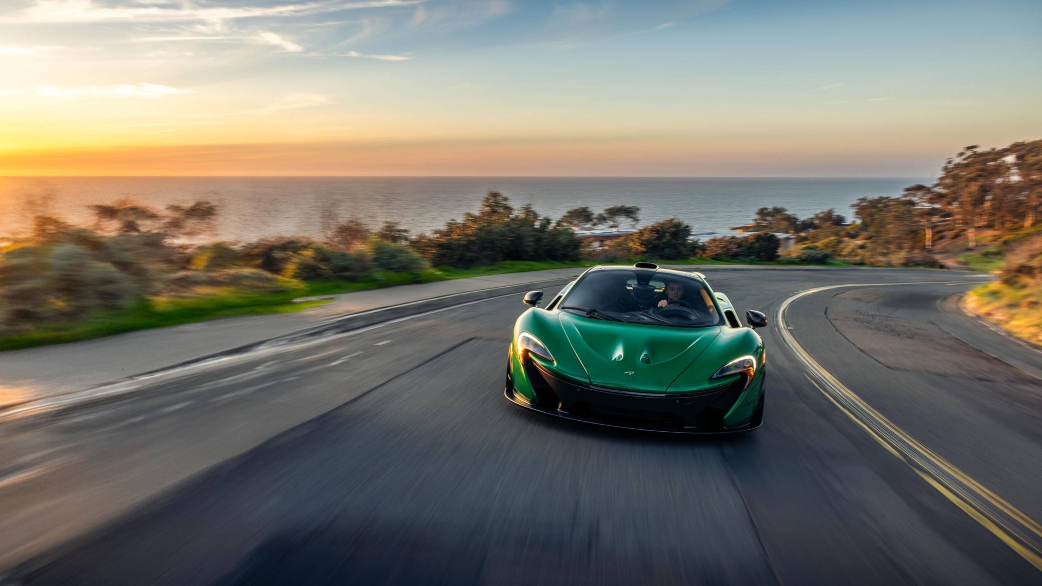 2014 McLaren P1 photo 148