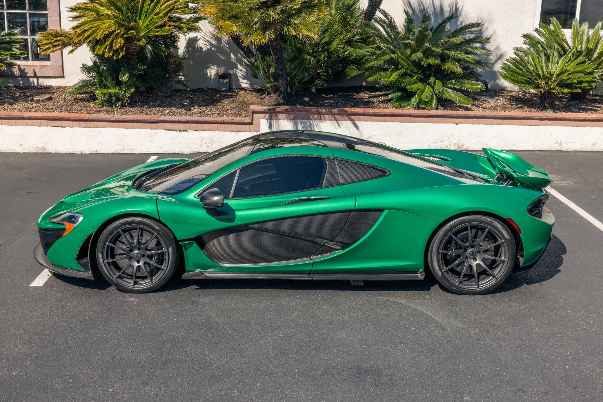 2014 McLaren P1 photo 83