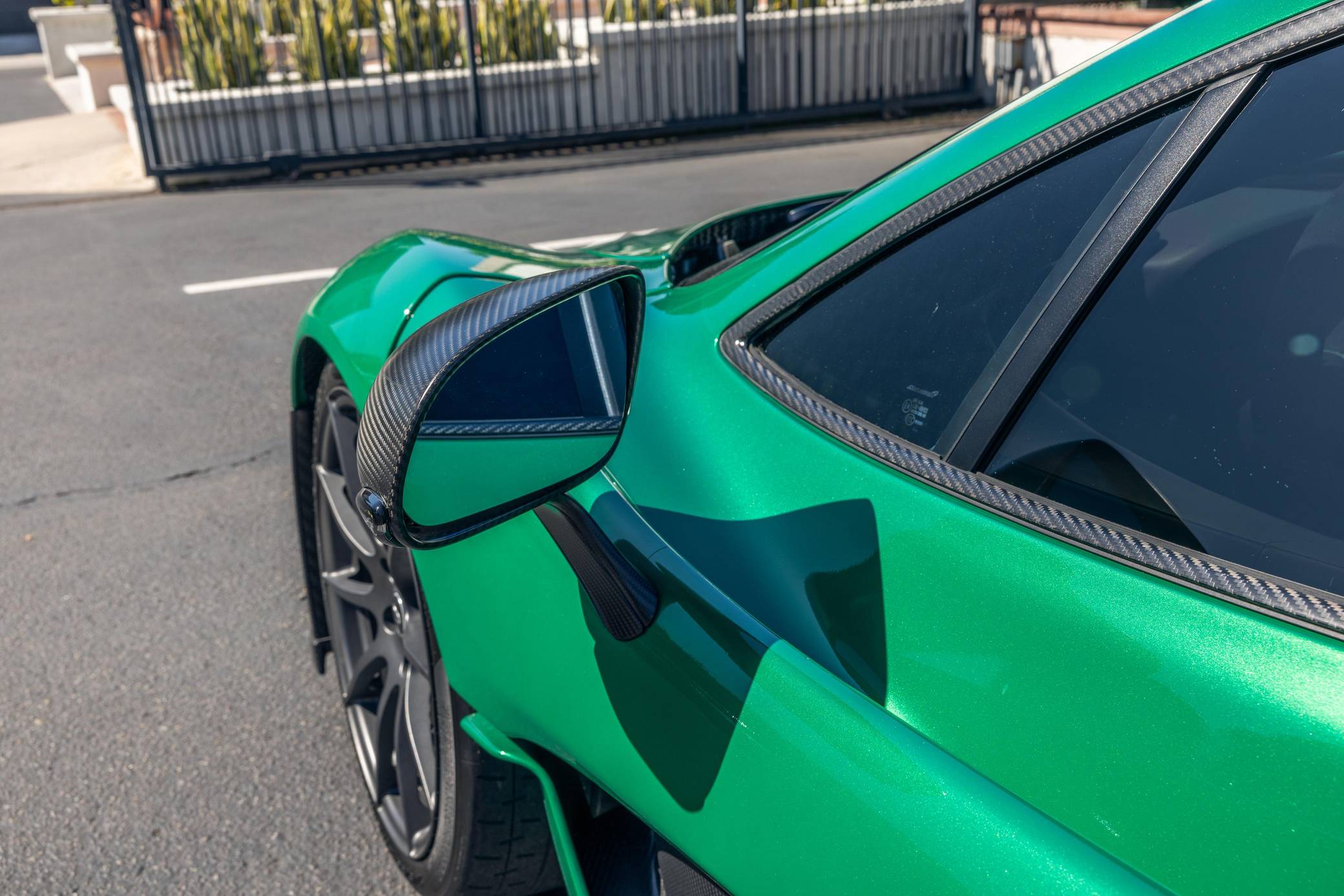 2014 McLaren P1 photo 188