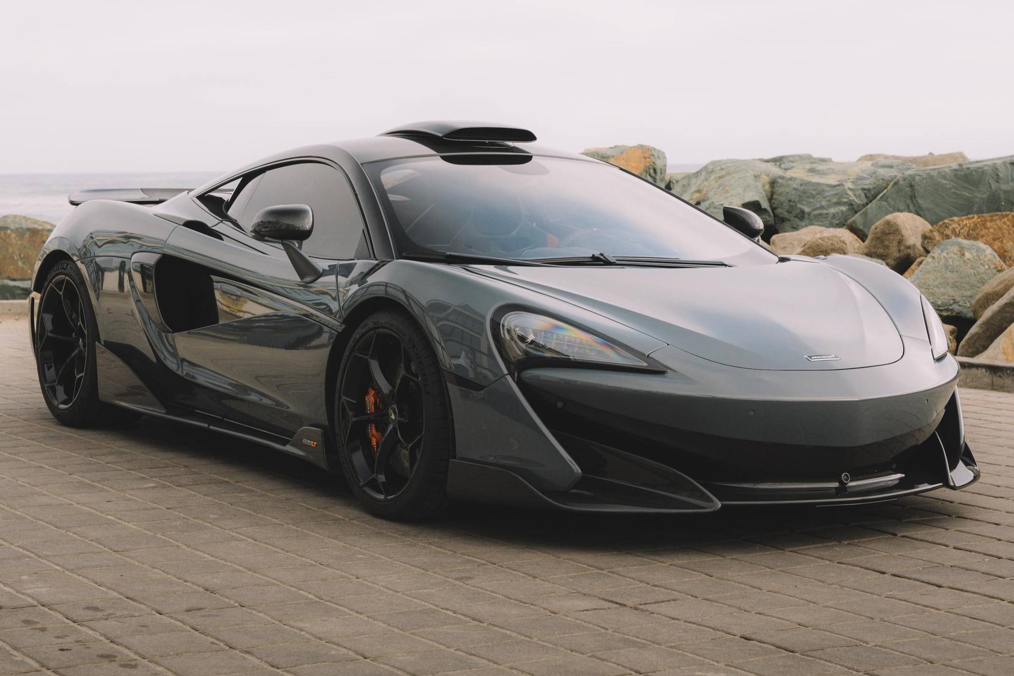 2019 McLaren 600LT 1