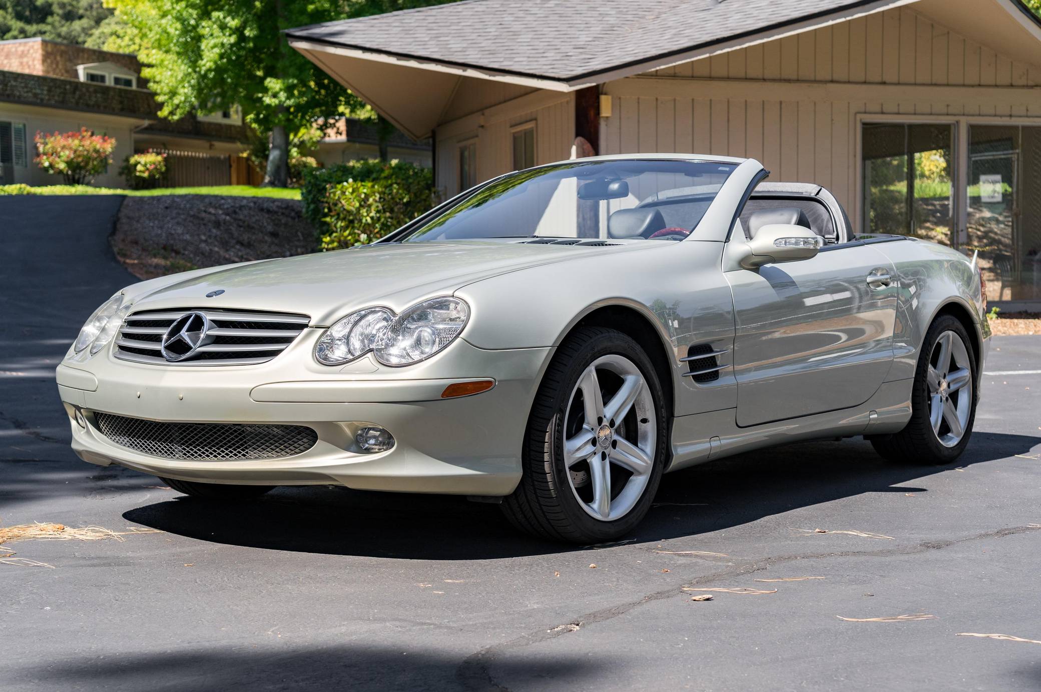 2003 Mercedes-Benz R230 SL