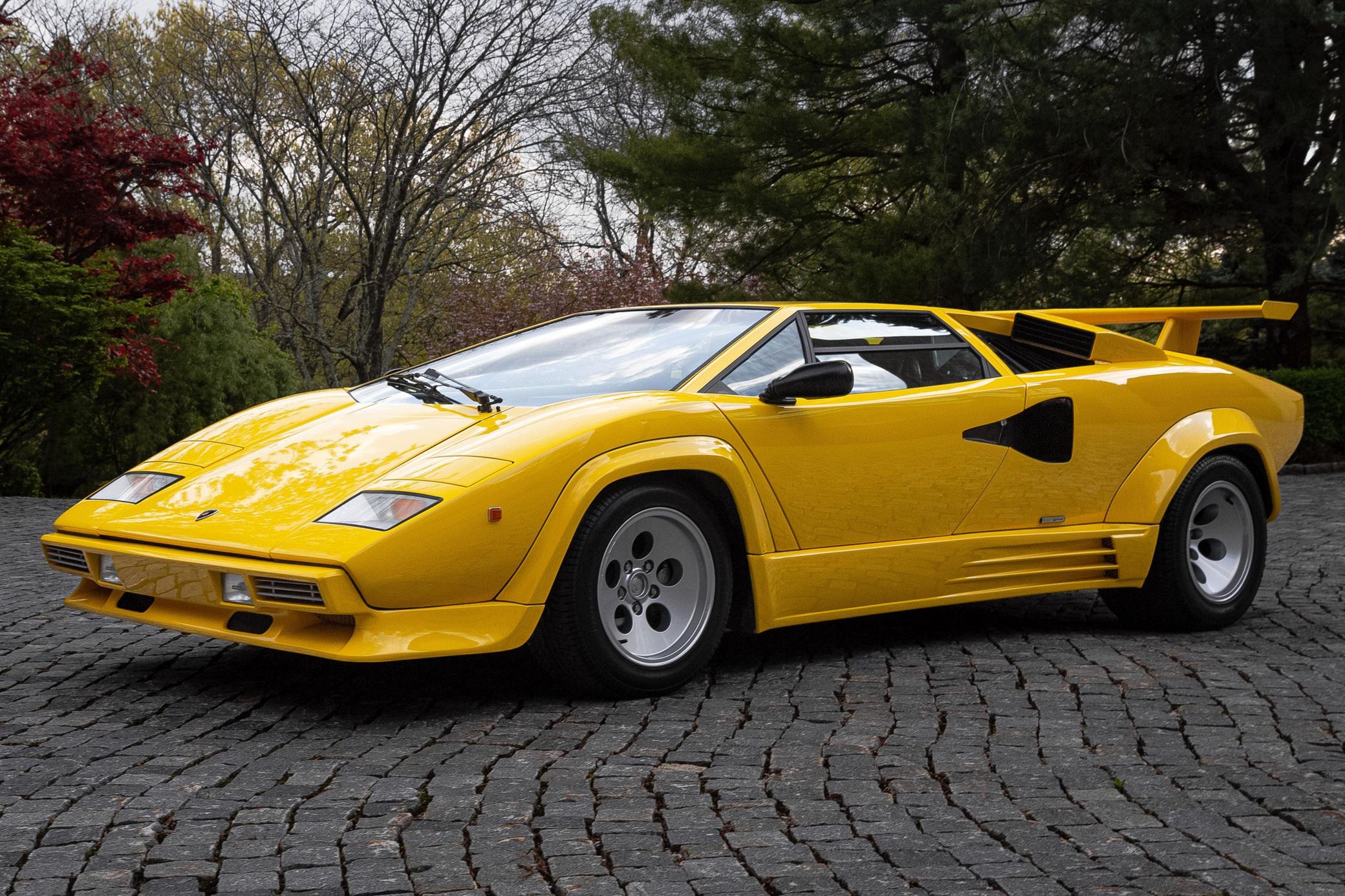 Video - Lamborghini Countach 5000 QV (1 de 8 Giallo Fly) con 17.000 km ...