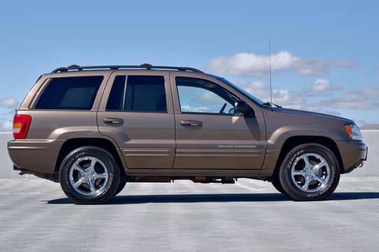 【着後レビューで 送料無料】 Jeep 2001 Grand Bids & Cars - Sale for Limited Cherokee その他