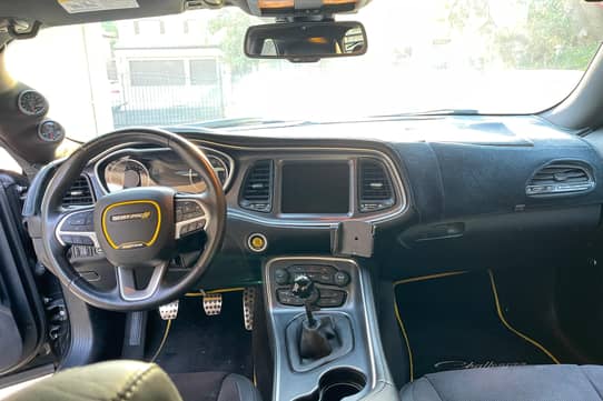 2015 Dodge Challenger R/T Scat Pack VIN: 2C3CDZFJ6FH750033 for