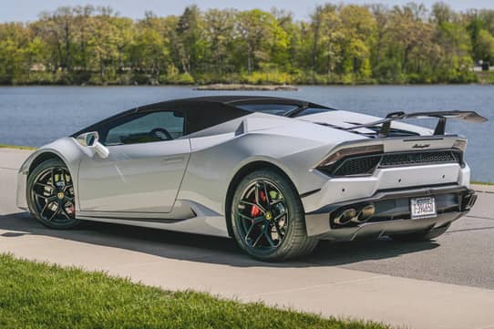 2017 Lamborghini Huracan LP 580-2 Spyder VIN: ZHWUR2ZF8HLA08216