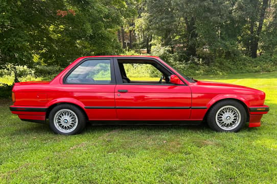 1991 BMW 318is Coupe VIN: WBAAF9316MEE68643 for Sale - Cars & Bids