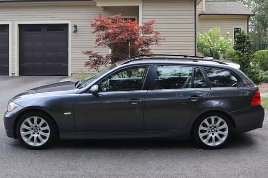 2006 BMW E91 325XI Touring 6-Speed