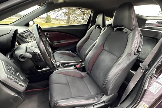 Honda CR-Z Interior & Exterior Images - CR-Z Pictures
