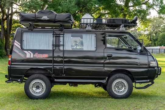 1991 Mitsubishi Delica Star Wagon 4WD for Sale Cars Bids