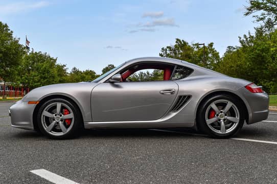 パキスタン 2007～2008年版 2008 Porsche Cayman S VIN: WP0AB29858U783047 for Sale - Cars