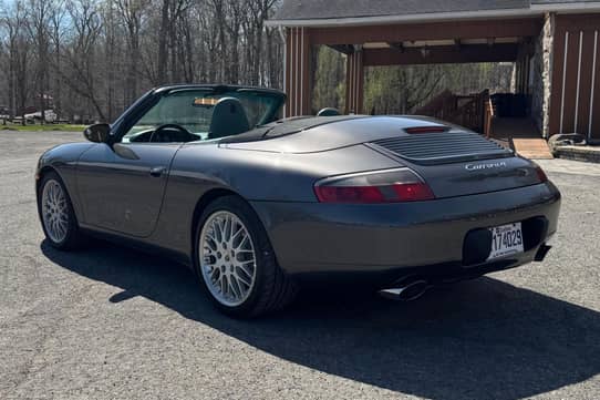 2001 Porsche 911 Carrera 4 Cabriolet VIN: WP0CA29931S652401 for