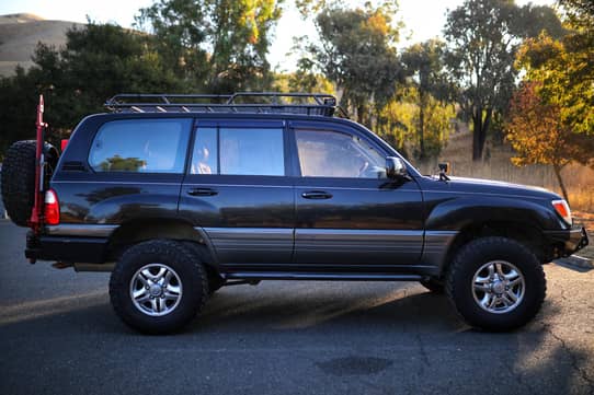 2001 Lexus LX 470 auction - Cars & Bids