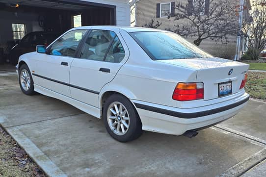 1998 BMW 328i Sedan VIN WBACD3324WAV23926 For Sale Cars Bids 1998-bmw-328i-sedan-vin-wbacd3324wav23926-for-sale-cars-bids