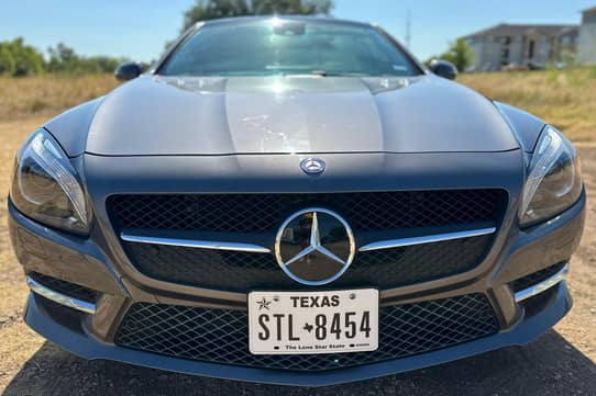 Mercedes SL550: A smooth ride wrapped in luxury