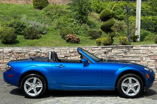 2006 Mazda MX-5 Miata VIN: JM1NC25F960118398 for Sale - Cars & Bids