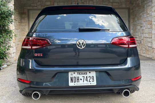 2019 Volkswagen GTI SE - Exterior