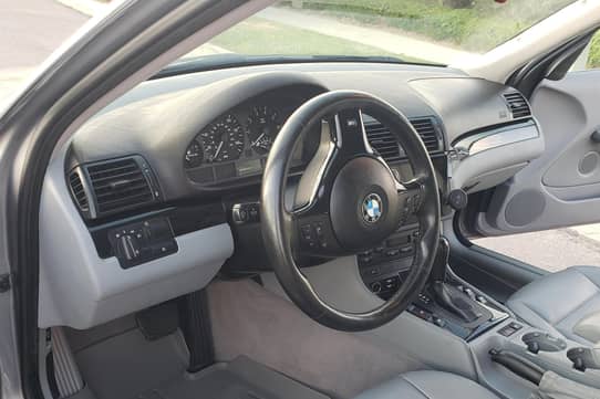 2004 BMW 325i Touring VIN: WBAAX13454PJ00741 for Sale - Cars