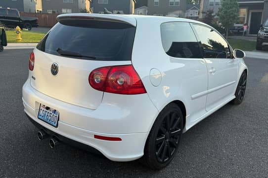 2008 Volkswagen R32 VIN: WVWKC71K58W106266 for Sale - Cars & Bids