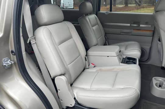 2008 Chrysler Aspen Limited VIN: 1A8HW582X8F118868 for Sale - Cars & Bids