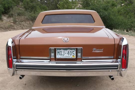 Photo Vintage Cadillac Fleetwood Brougham D'Elegance 1984 - Collection Automobile, Occasion