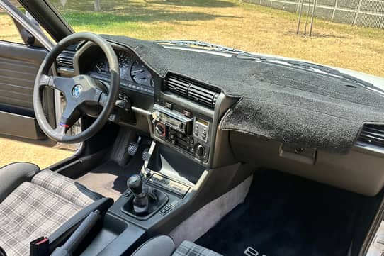 1989 BMW 325i Coupe VIN: WBAAA2306K4259769 for Sale - Cars & Bids