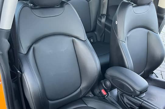2015 Mini Cooper S Hardtop VIN: WMWXP7C55F2A58354 for Sale - Cars & Bids