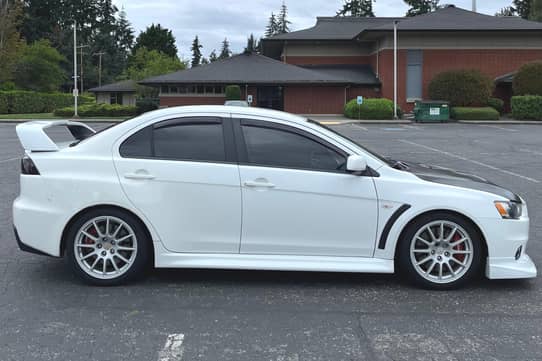 2013 Mitsubishi Lancer Evolution X GSR VIN: JA32W8FV8DU018607 for