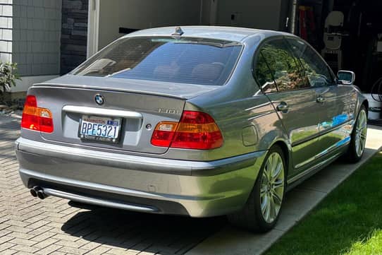 2005 BMW 330i ZHP Sedan VIN: WBAEV53405KM09045 for Sale - Cars & Bids