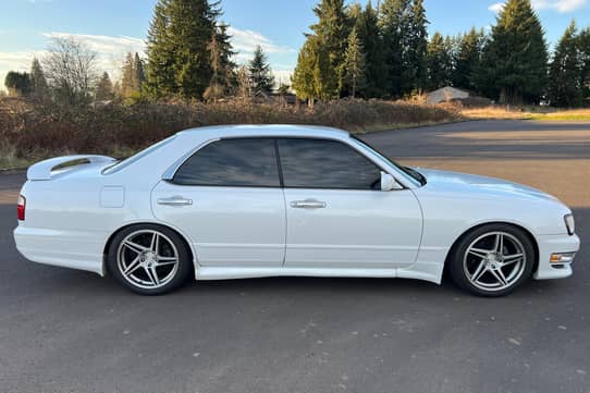 1996 Nissan Gloria Gran Turismo Ultima VIN: HY33247352 for Sale