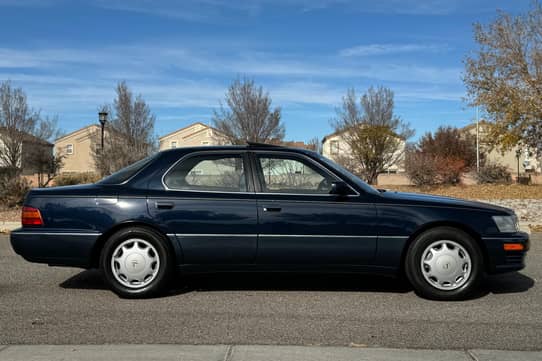 ★luck★ 1993 Lexus LS 400 VIN: JT8UF11E7P0172759 for Sale - Cars & Bids