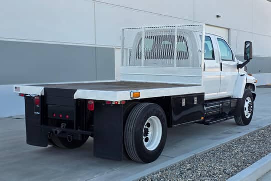 2005 GMC C7500 TopKick VIN: 1GDK7E13X5F517252 for Sale - Cars & Bids
