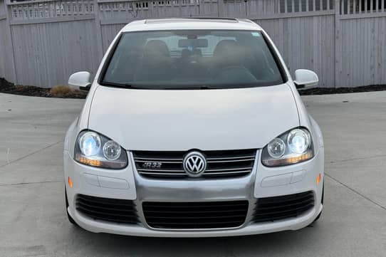 2008 Volkswagen R32 VIN: WVWKC71K58W021072 for Sale - Cars & Bids