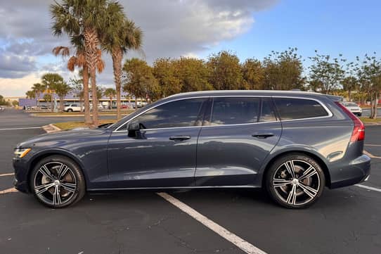 2019 Volvo V60 T6 AWD Inscription VIN: YV1A22SL3K1004648 for Sale