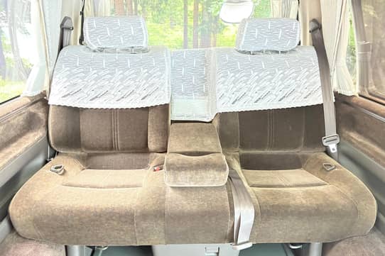 1994 Toyota HiAce Super Custom Limited 4WD VIN: KZH-1061000511 for