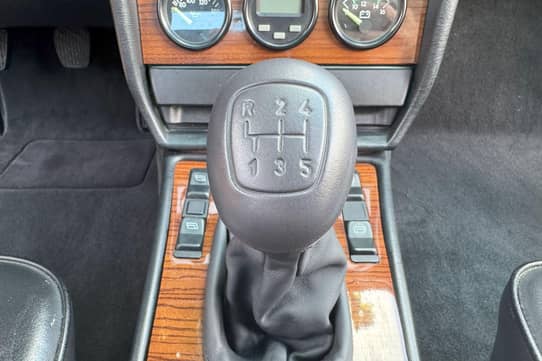 Mercedes-Benz 190E 2.3-16 純正ハンドル 1987 Mercedes-Benz 190E 2.3-16 VIN: WDBDA34D8HF338315 for Sale