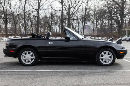 1993 Mazda MX-5 Miata VIN: JM1NA3511P1414558 for Sale - Cars & Bids
