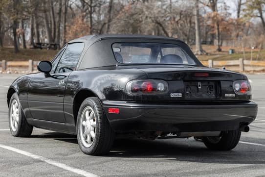 1993 Mazda MX-5 Miata VIN: JM1NA3511P1414558 for Sale - Cars & Bids
