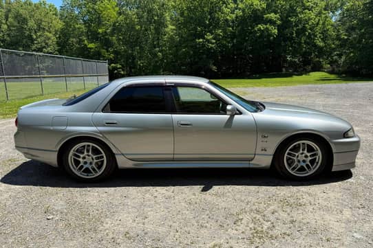 1998 Nissan Skyline GT-R Autech 40th Anniversary Sedan VIN