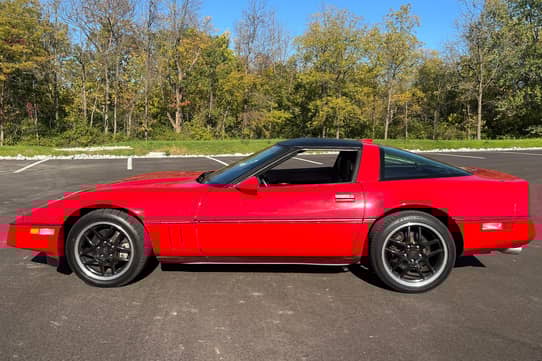 こーだぃ 1988 Chevrolet Corvette Coupe VIN: 1G1YY2181J5120947 for