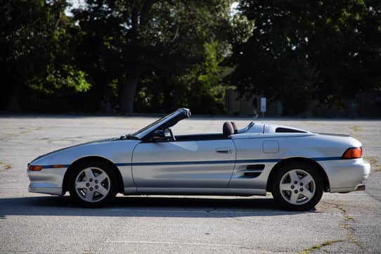 1996 Toyota MR2 Spider VIN: SW200105475 for Sale - Cars & Bids