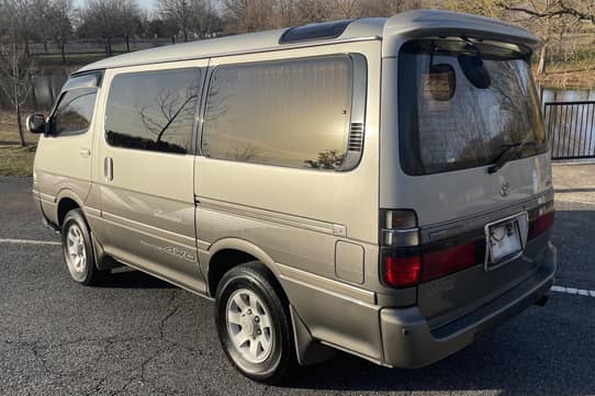 1997 Toyota HiAce Super Custom Limited 4WD for Sale - Cars & Bids